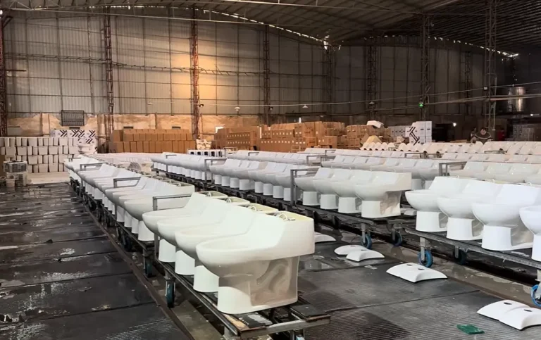 final pre-shipment inspection for bulk one-piece toilets