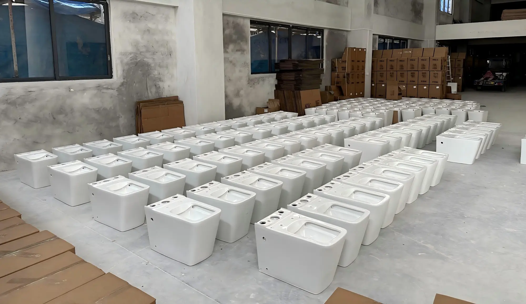 separate packaging for tank and bowl